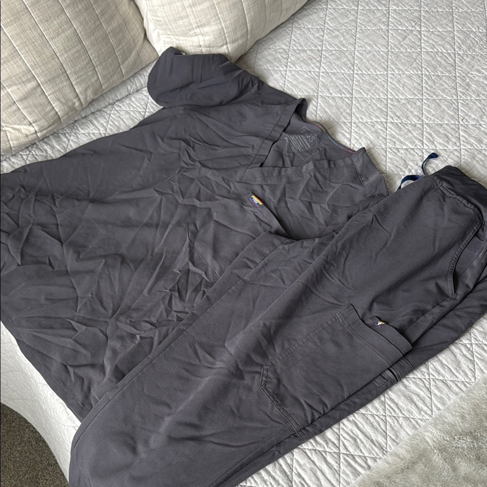 Dark Gray FIGS Scrub Set